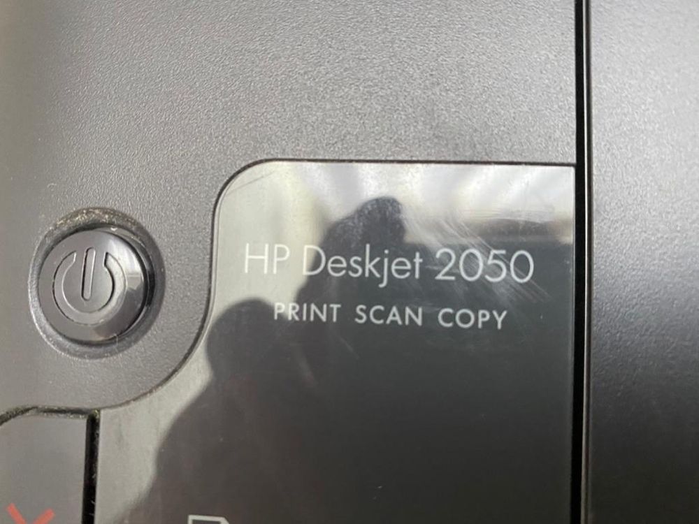 Imprimanta multifuncțională HP Deskjet 2050
