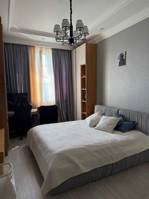 Габус
Мирабадский район, ул. Нукусская
Глинка
5-комнатная
7/8
217 м²