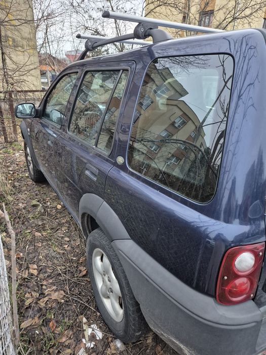 Vând Land Rover Freelander