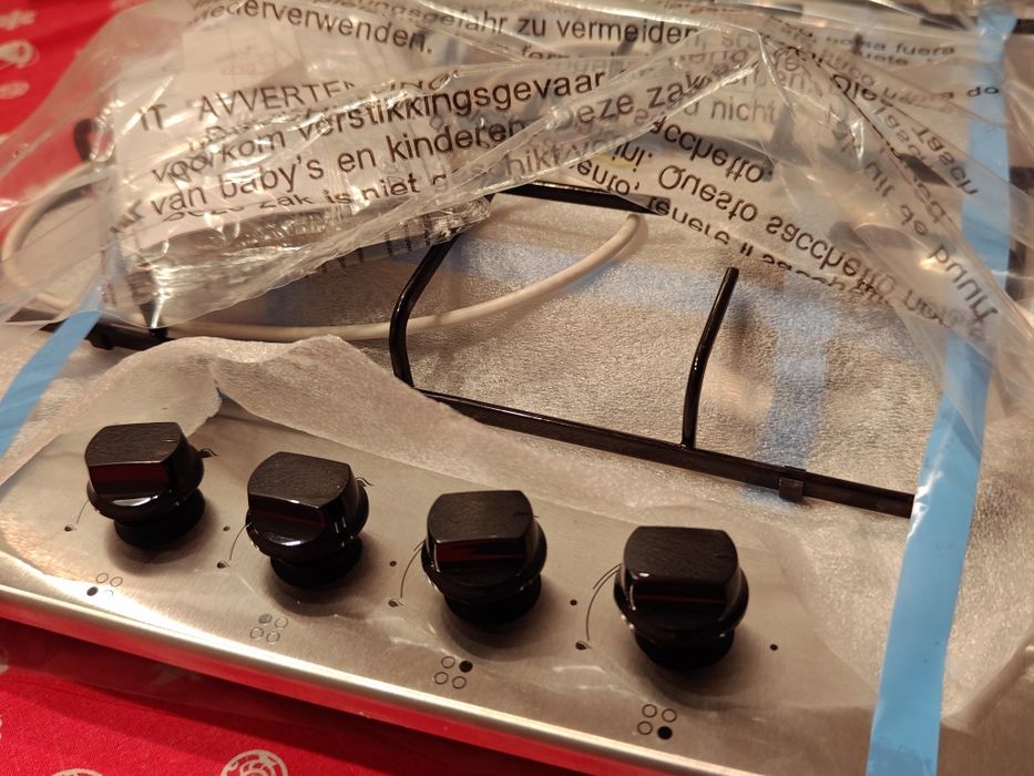 Plita pe gaz cu 4 ochiuri sigilata