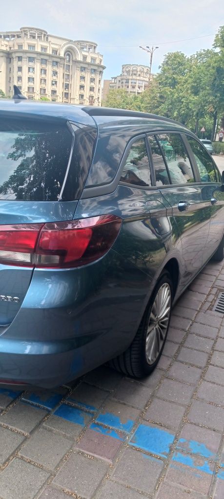 Opel ASTRA K 1.4 benzină, istoric service COMPLET un singur PROPRIETAR