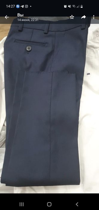 Продам брюки школьные