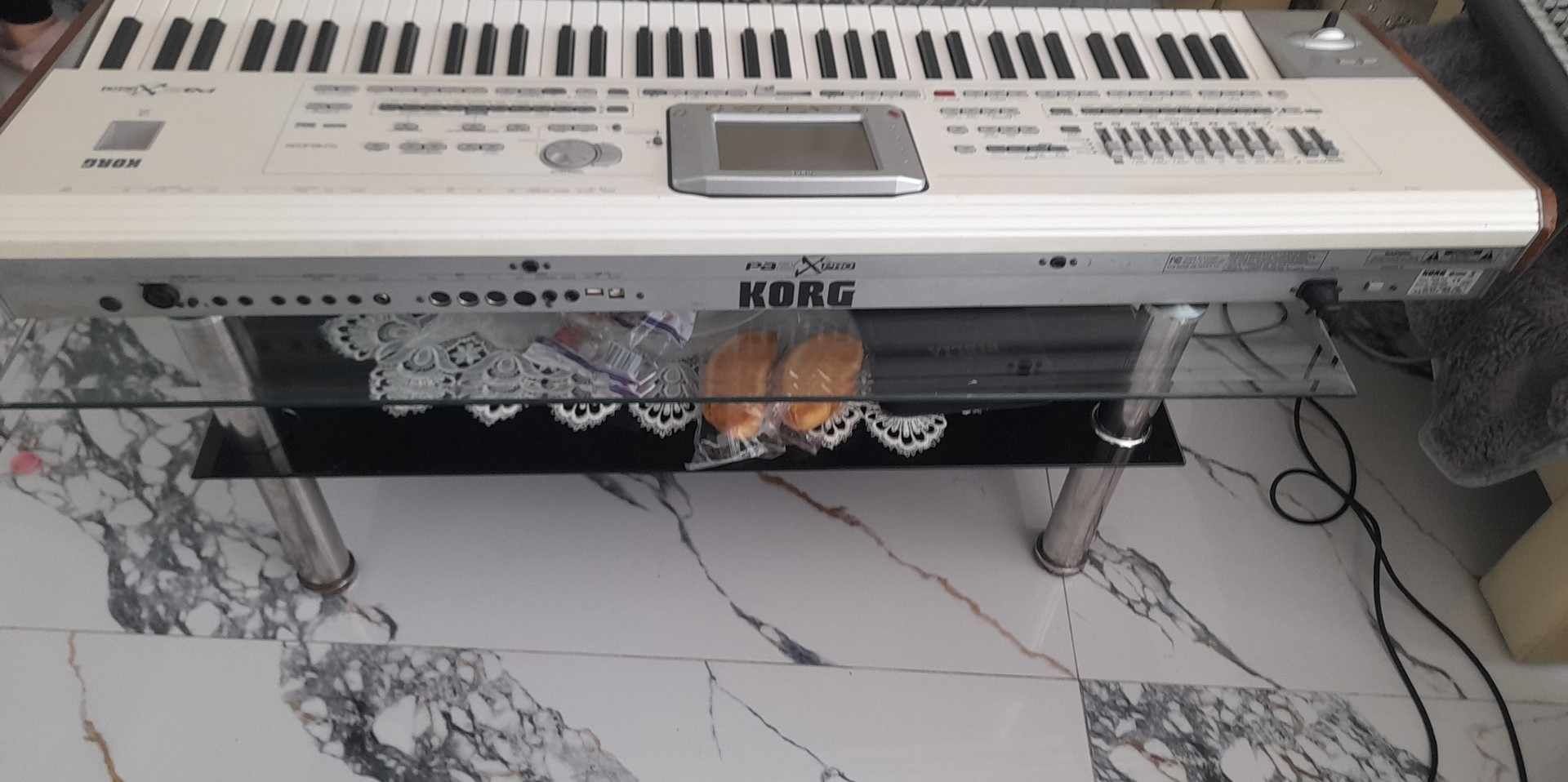 Vând korg pa2 xpro