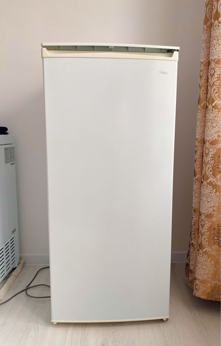 Холодильник Midea