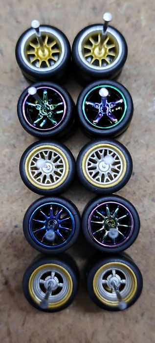 В продаже колёса для 1/64 масштаба Hot wheels