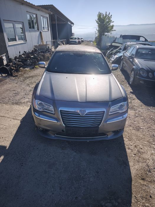 Dezmembrez Lancia Thema