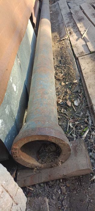 Продам трубу металлическую диаметром 100 мм