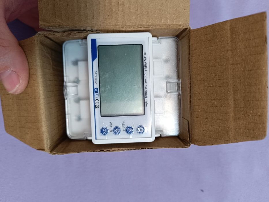 Smart meter fotovoltaic trifazat