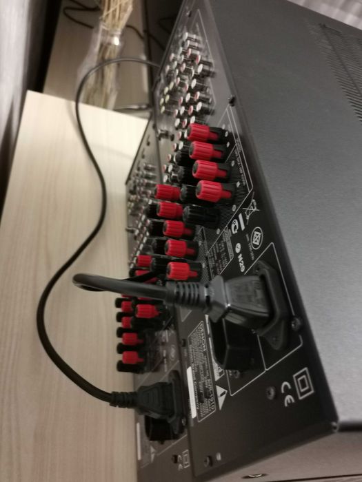 Ресийвъри Denon AVR-1910: 2 бр. с проблеми