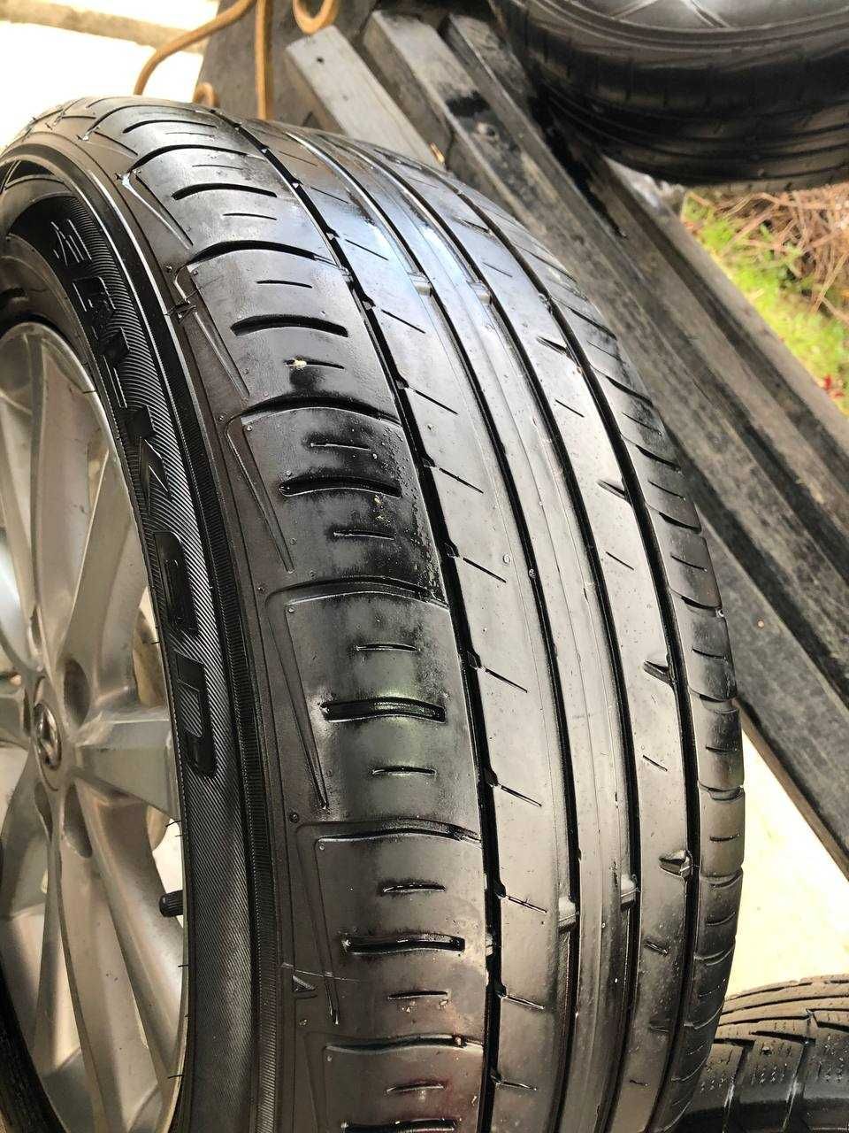 215/60 R16  Японские Шины  FALKEN с дисками в хорошем состоянии