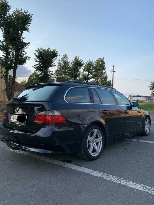 Anunt BMW E61 525d 177cp Seria 5 Dotat Mega FULL Distributie in fata