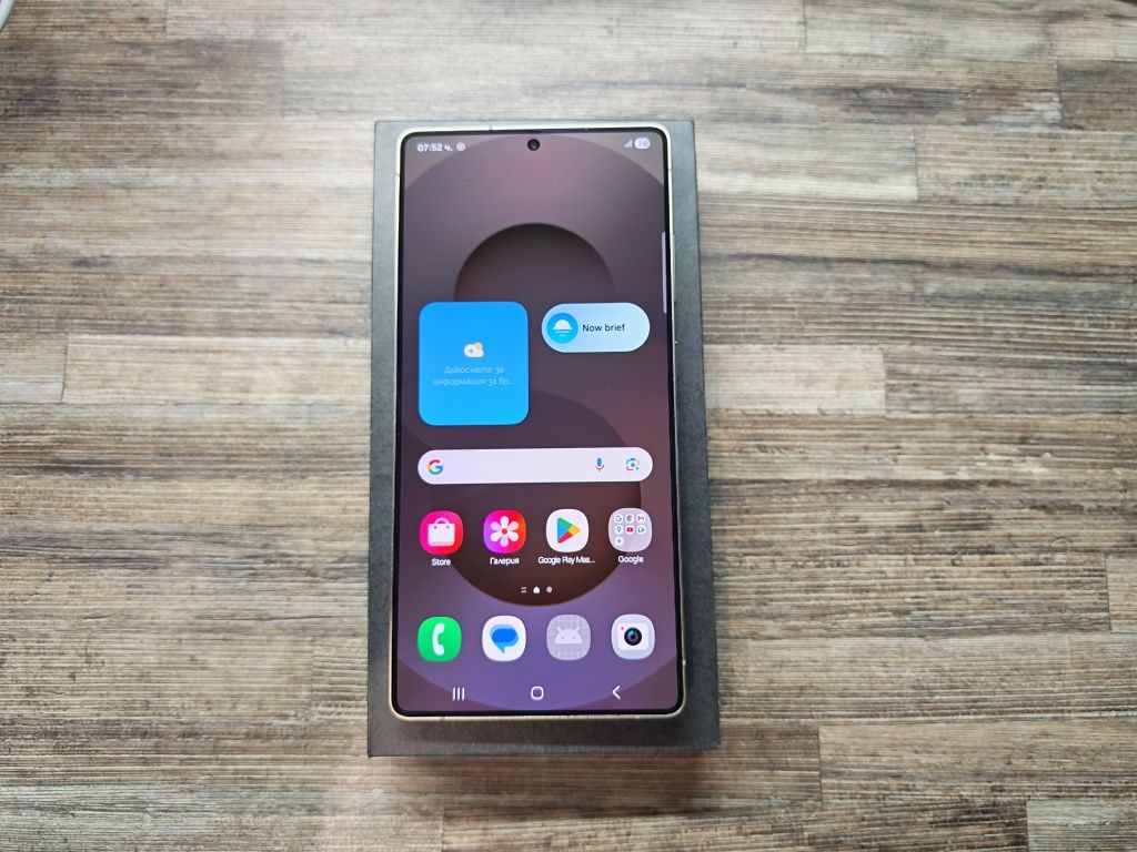 Като нов Samsung Galaxy S25 Ultra 12 GB RAM 512 GB Гаранция