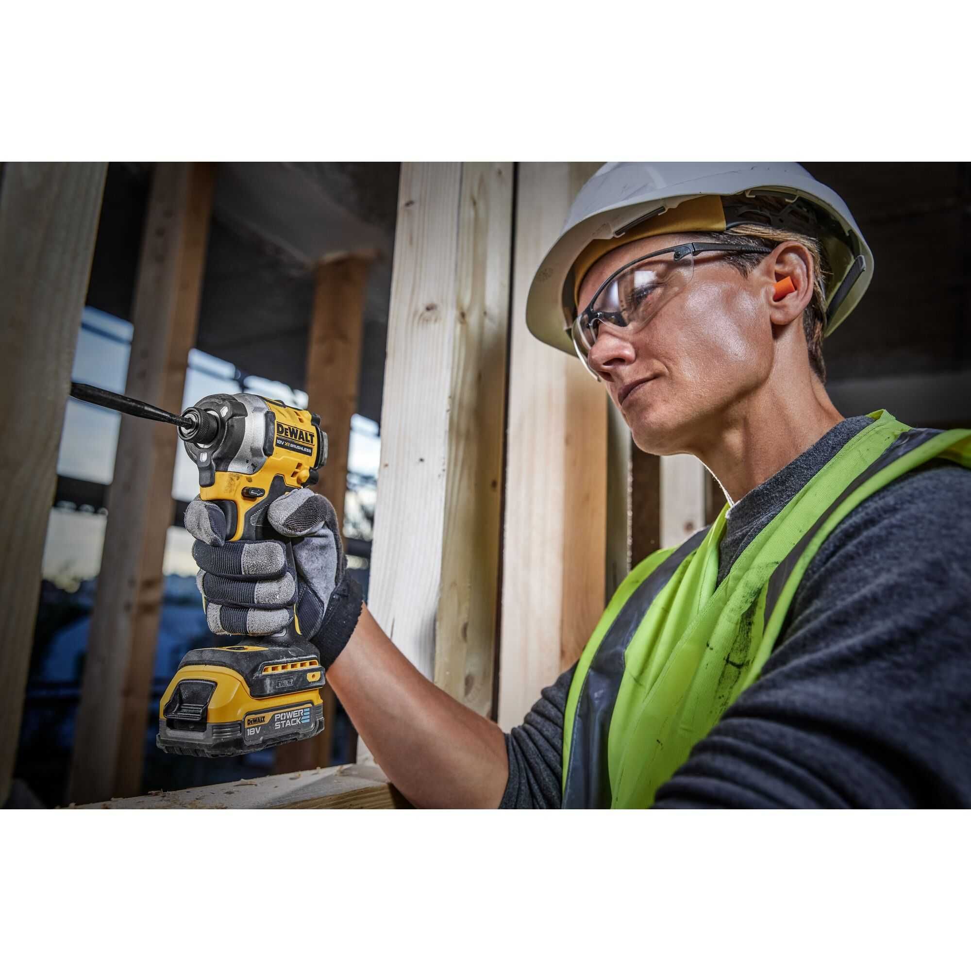 Комплект   DeWALT DCK2051E2T