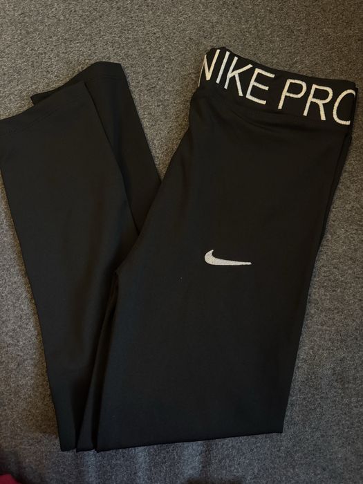 Дамски спортни клинове