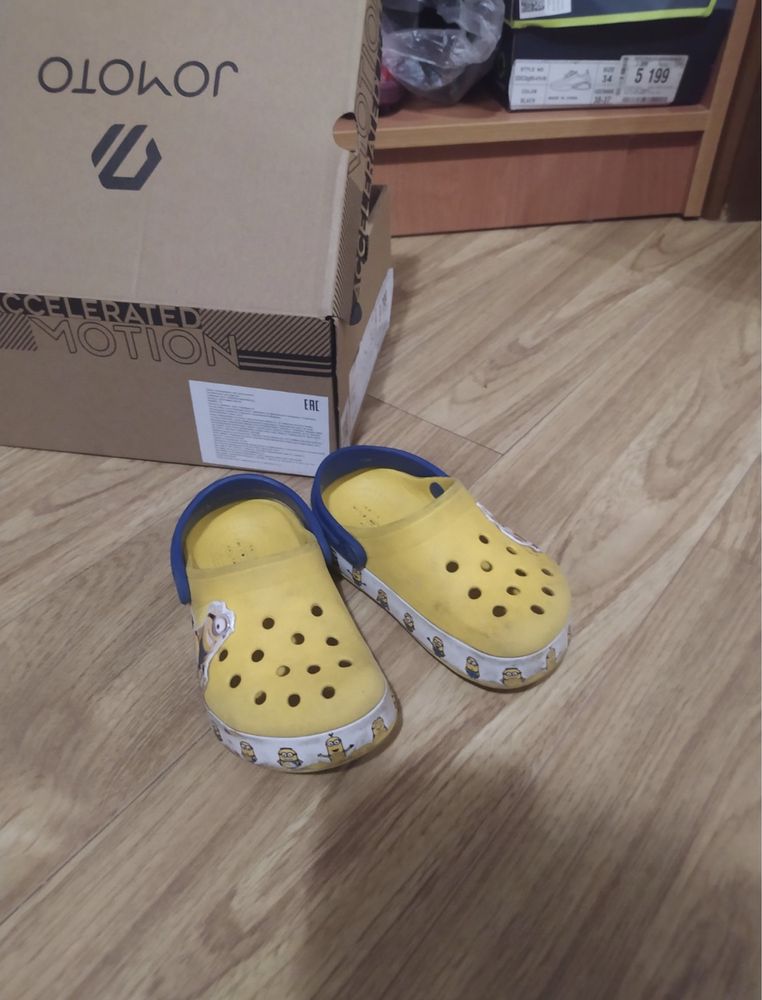 Продам crocs оригинал