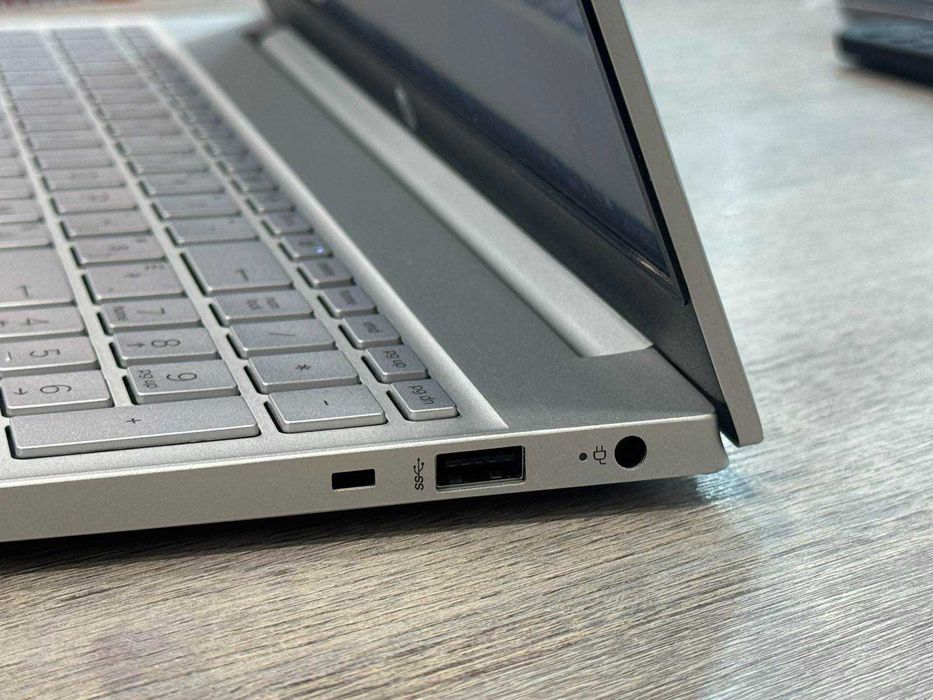 HP Pavilion 15/FHD IPS/Ryzen 7 7730U/16GB RAM