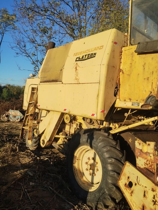 Combina New Holland M122