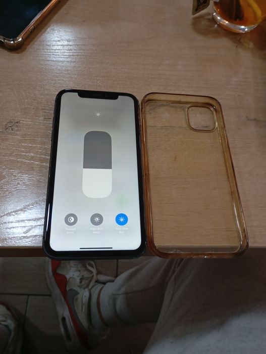 Айфон 11 в отличном состоянии