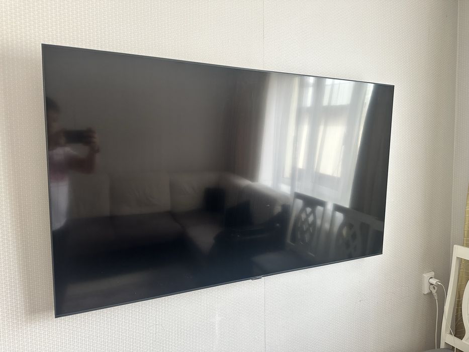 Продам телевизор 58" UHD 4K Smart TV RU7100 Series 7