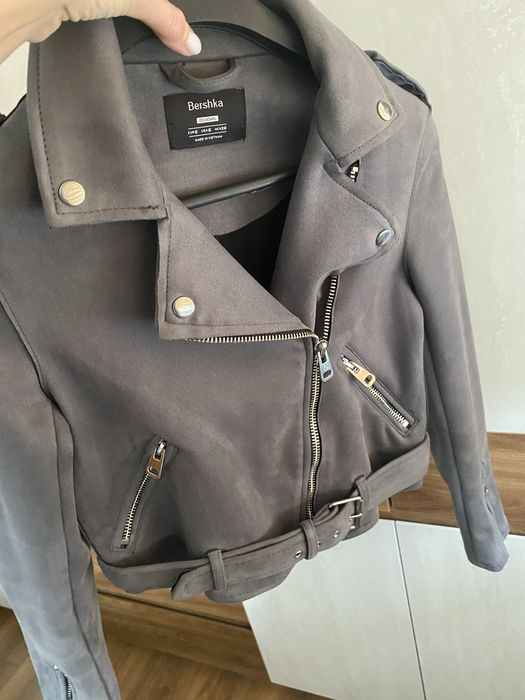 Велурено сиво късо яке Bershka