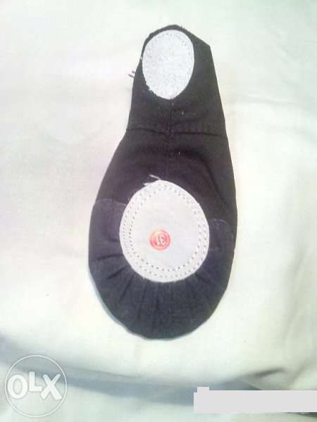 туфли за балет, гимнастика или танци за крак от15 см до