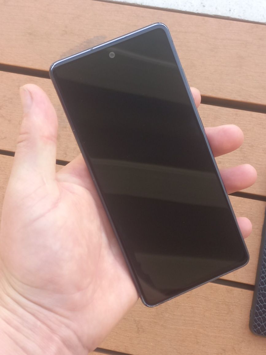 Samsung Galaxy S20FE Идеалл!!!