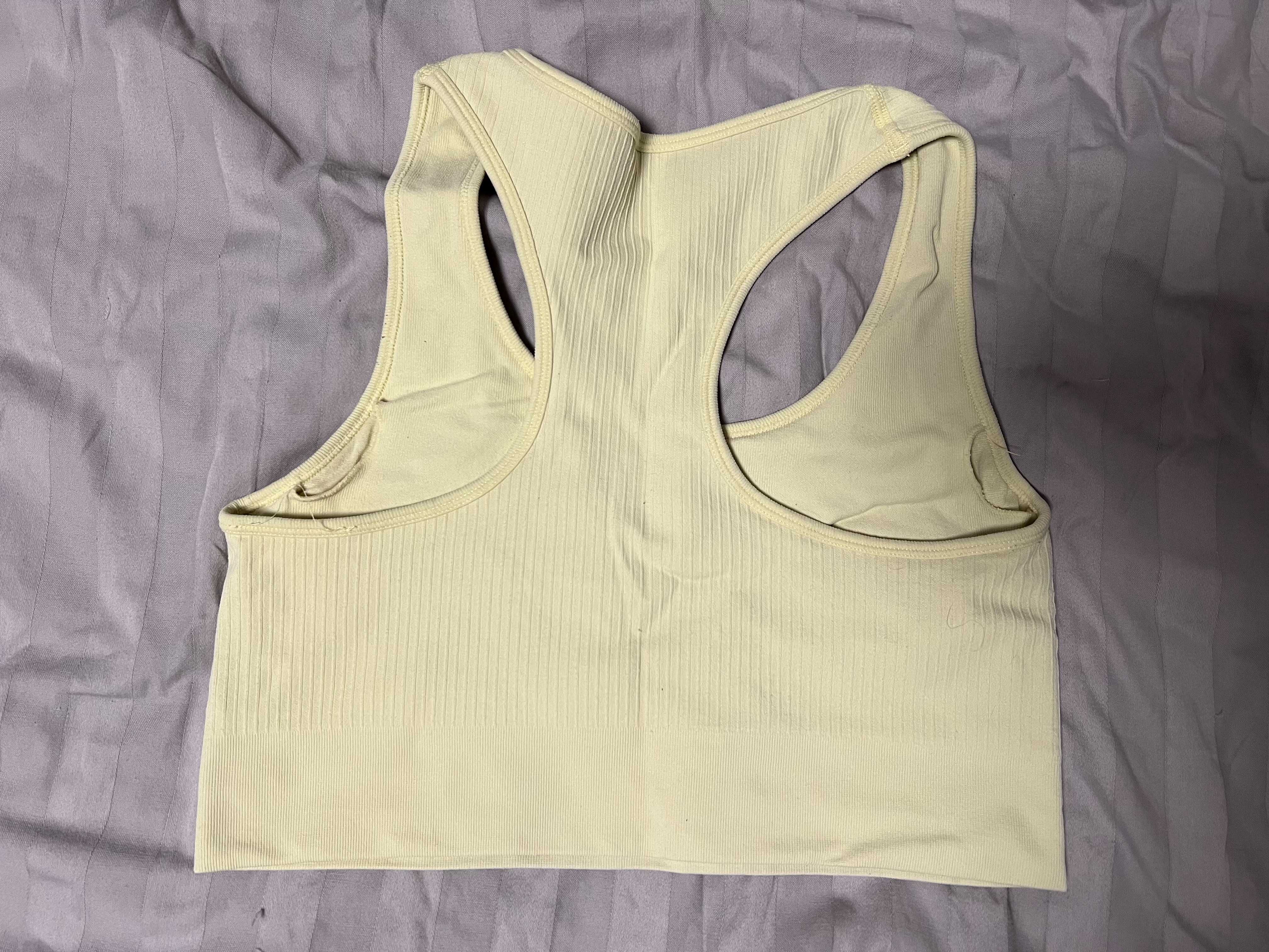 Жълто бюстие,H&M, Зелено бюстие с мрежа Genezis, Черно бюстие, М номер
