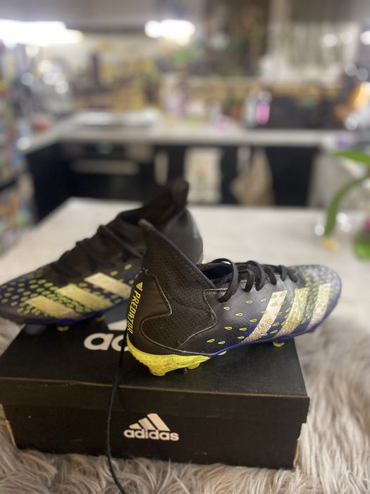 Бутонки Adidas PREDATOR EUR38
