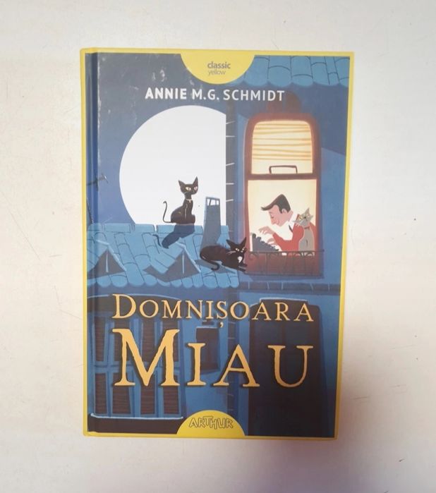 Carte domnisoara miau