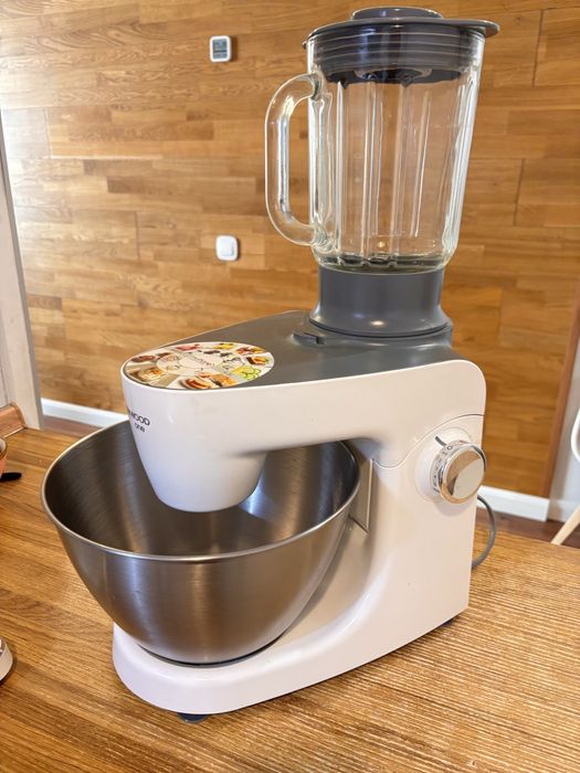 Кухонный комбайн Kenwood
