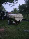 Remorca +Rezervor pentru transprt apa 3000 litri