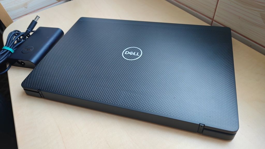 Laptop Dell 7400_4h Bateria_i7 8665U, 12GB DDR4, 256GB SSD, 14"FHD IPS