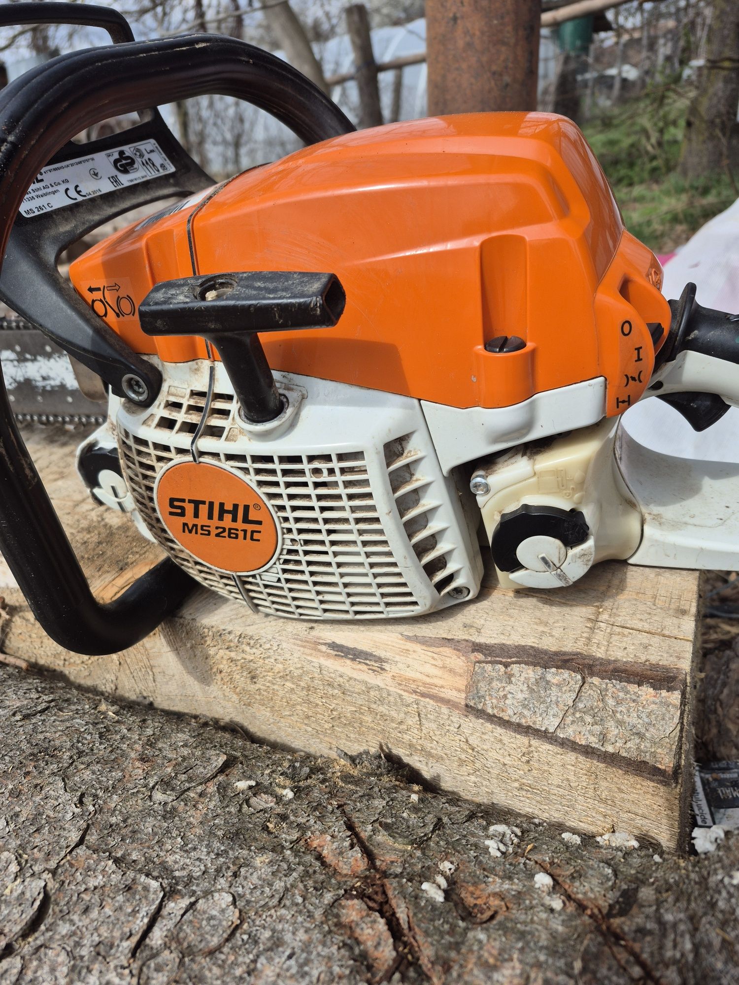 Vând drujba stihl MS 261 c