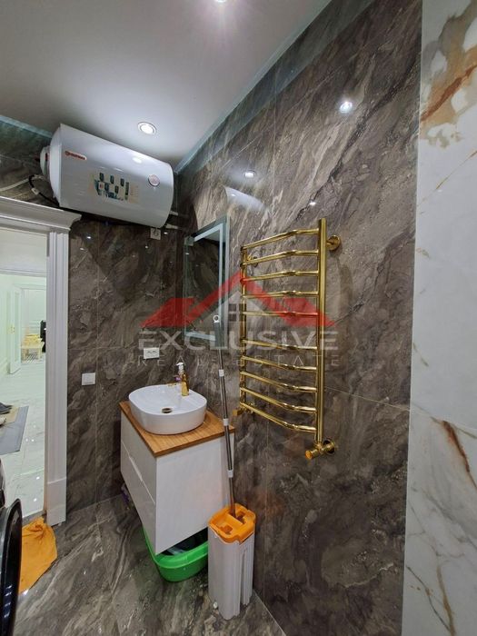 Продается 3х комнатная квартира. Согдиана.