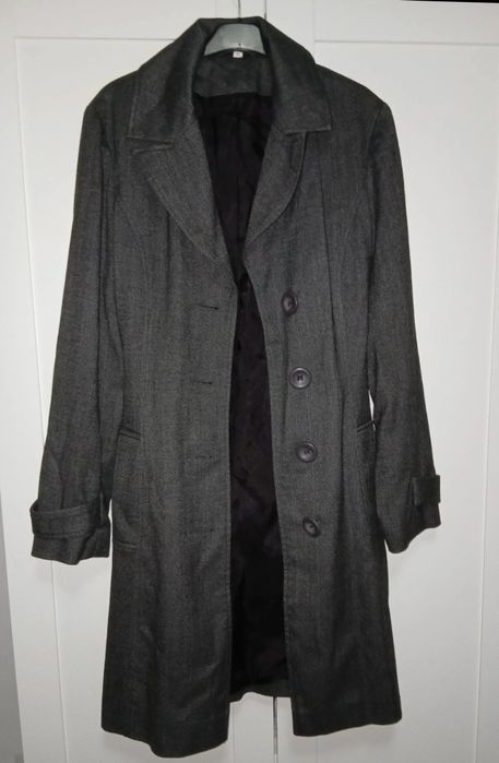 Trenci elegant,  versatil care te face sa întorci priviri S