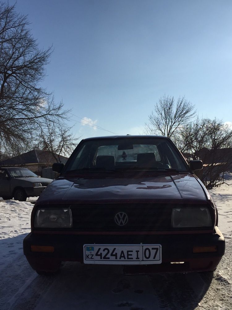 Срочно срочно Volkswagen jetta 1.8 моно