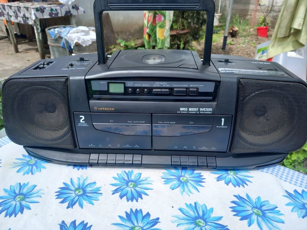 Radio casetofon Hitachi cx-w300