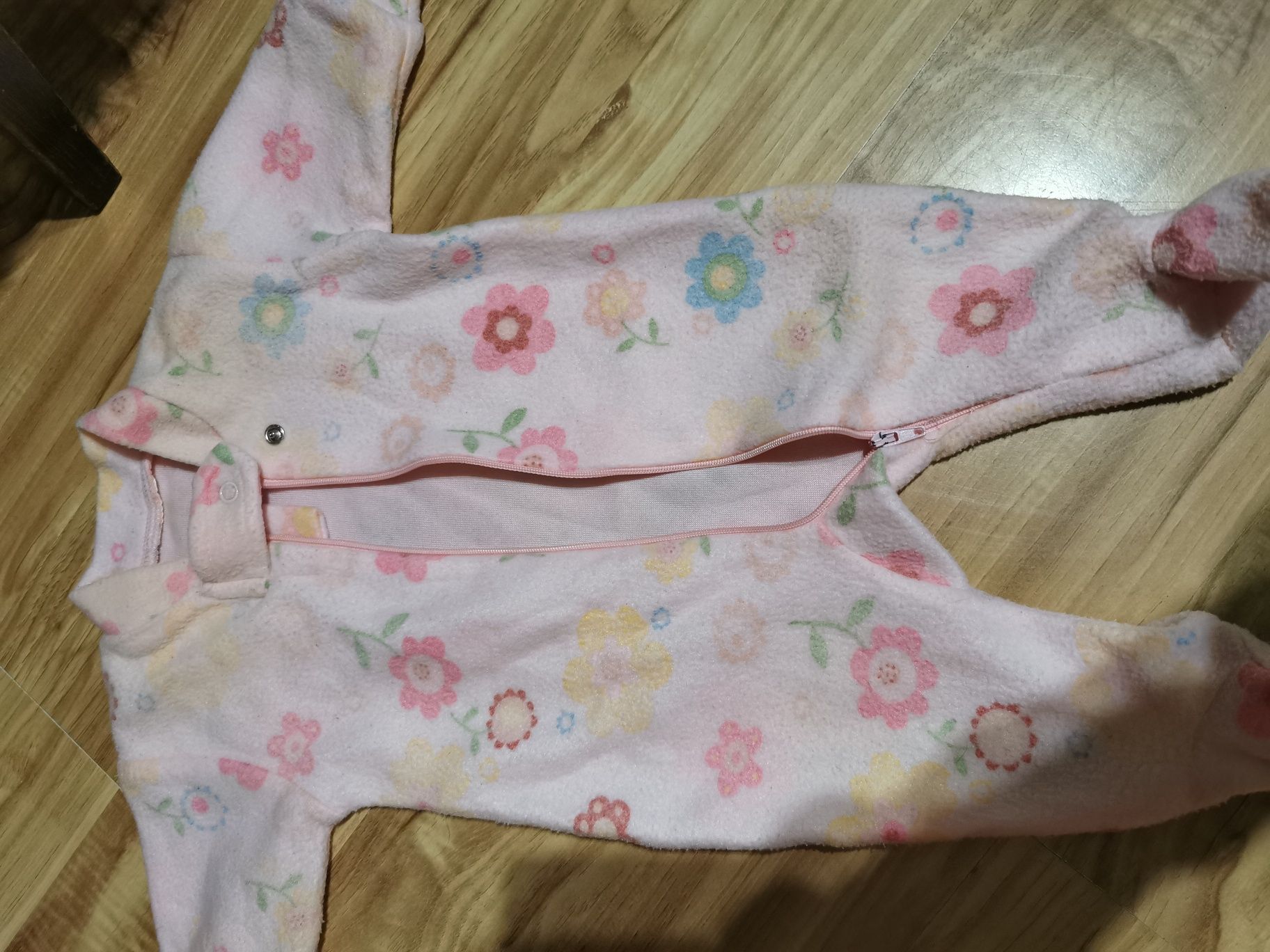 Бебешки дрехи за момиченце