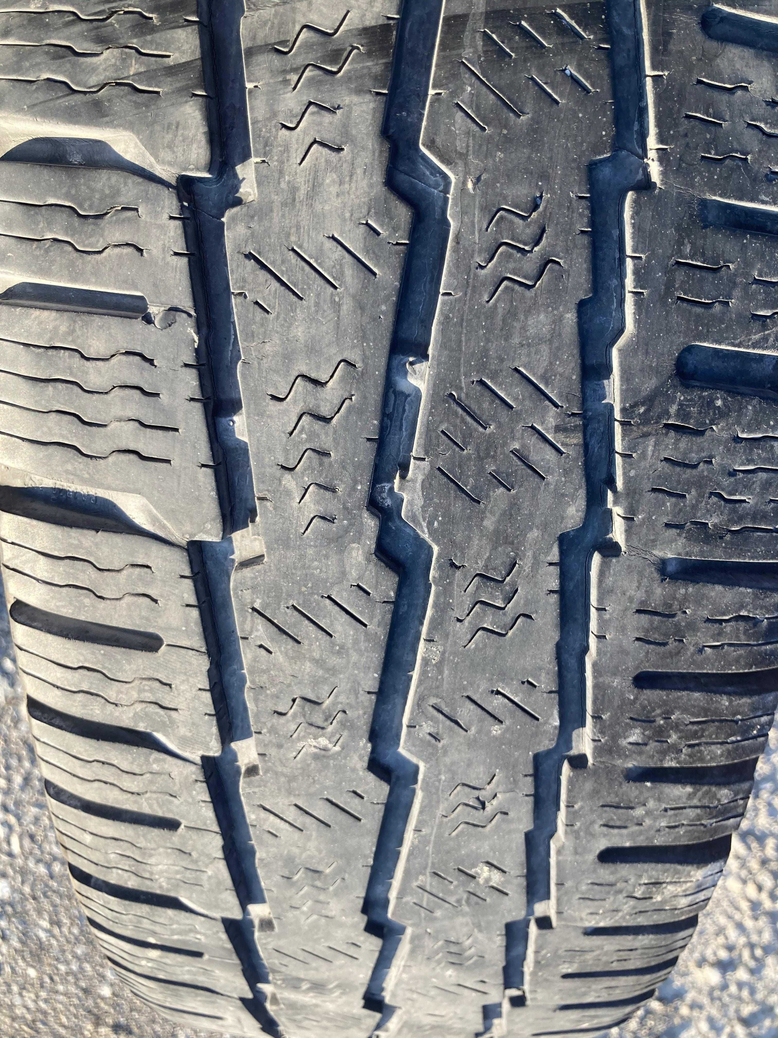 Гуми за бус 225 75 16C MICHELIN 6бр