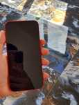 Buna ziua vand Iphone 13