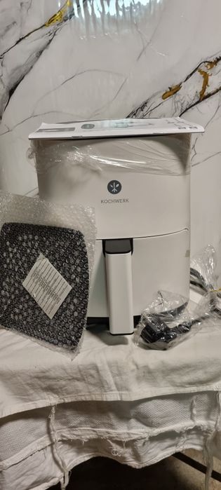 Еърфрайър  3л. 1400W