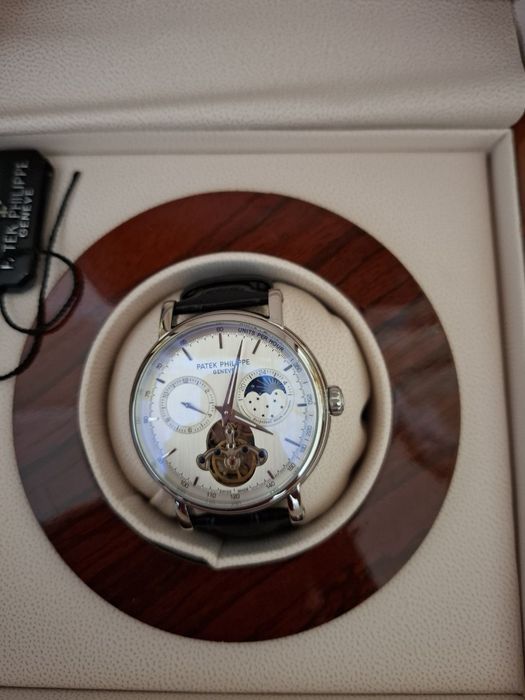 Patek Philippe  элегантный часы