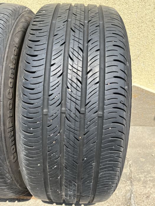2 бр. летни гуми 235/45/19 Continental DOT 0519 5,8 mm