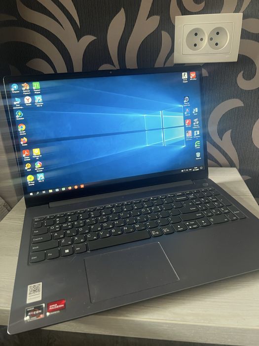 Noutbook Lenovo holati ideal