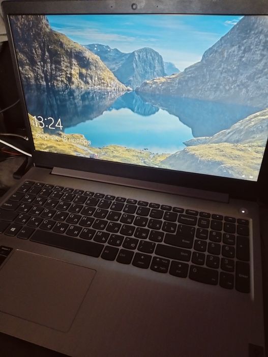 Ноутбук Lenovo ipeapad 3 (2022года)