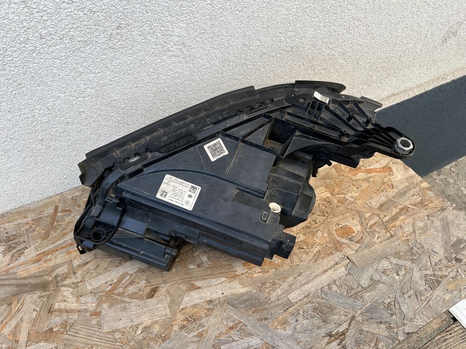 Far dreapta Mercedes E Class W213 Full LED Multibeam Original