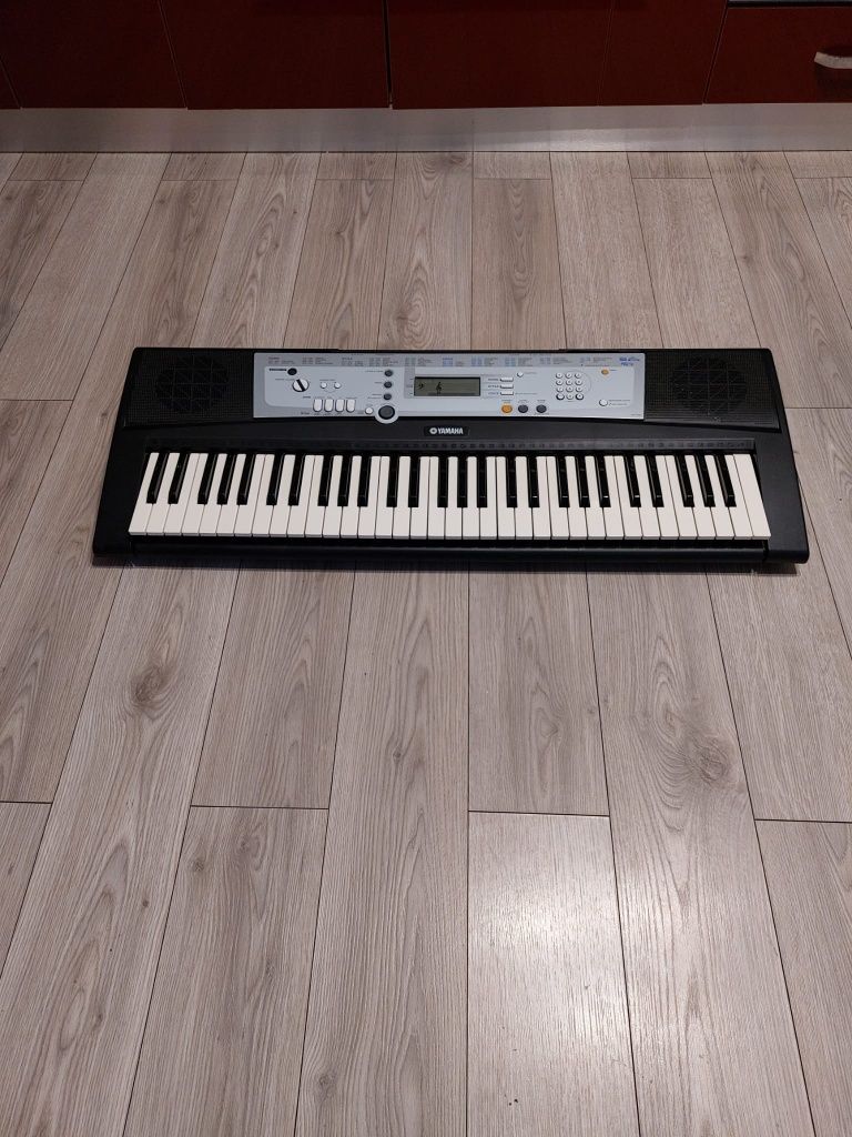 Vand Orga / Pian Tastatura Muzicala Yamaha ypt 200