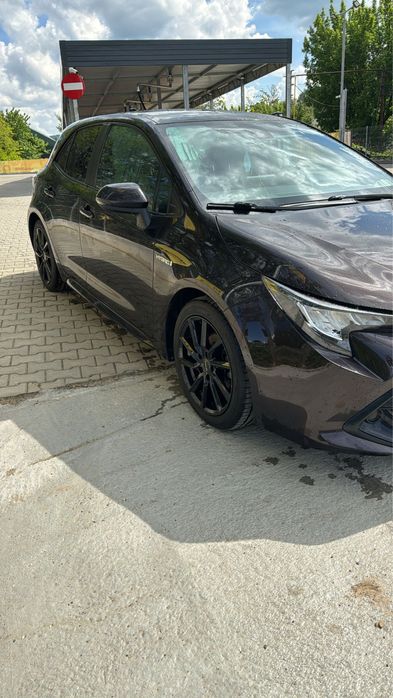 Toyota corolla hybrid