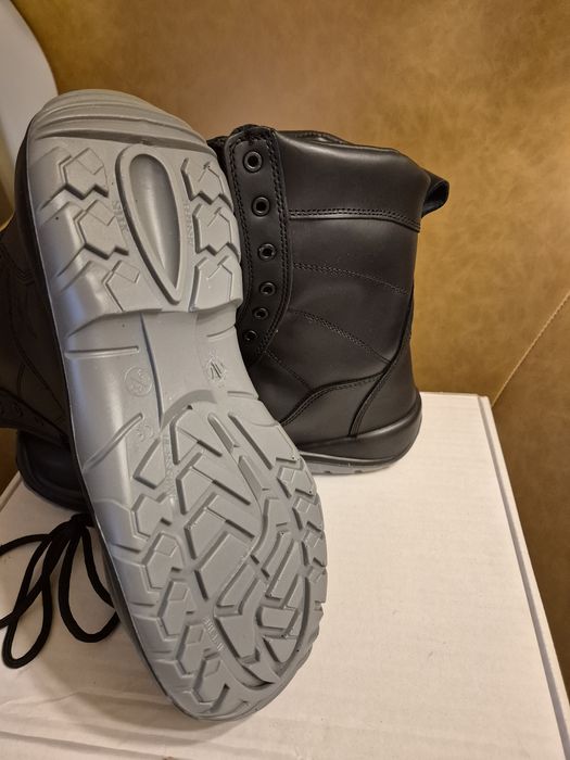 Bocanci/Ghete de lucru/bombeu compzit