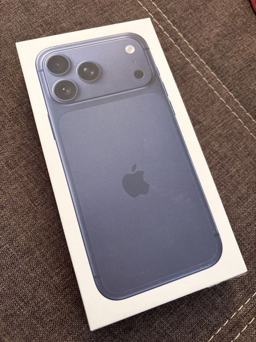 Apple iPhone 17 Pro Max 512GB Deep Blue